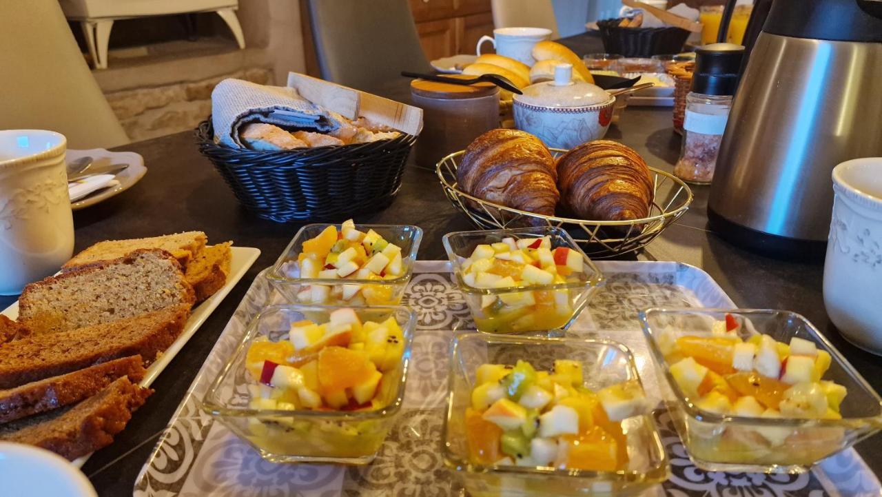 Bed and Breakfast Domaine Le Puits Du Moulin Comberjon Экстерьер фото