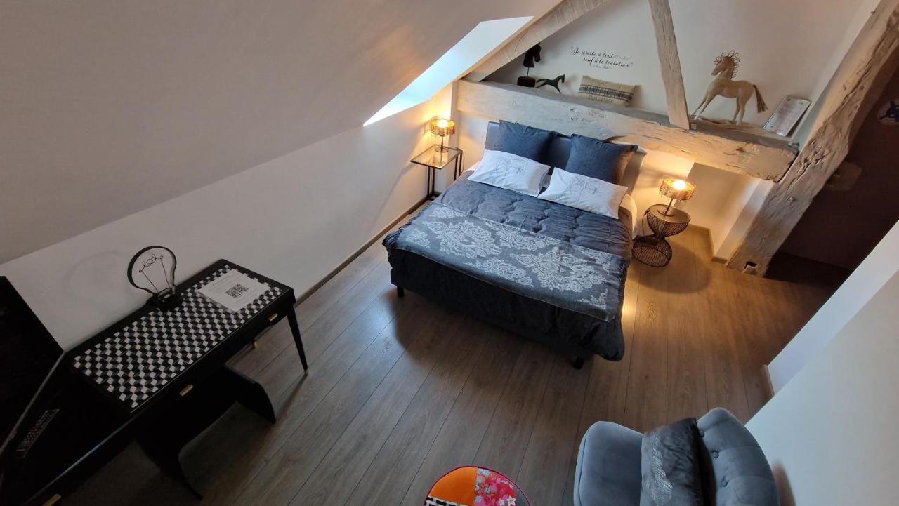 Bed and Breakfast Domaine Le Puits Du Moulin Comberjon Экстерьер фото